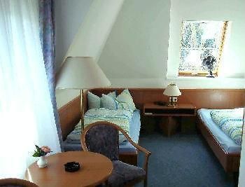 Hotel Garni Wilhelmsruher Damm Berlin Zimmer foto